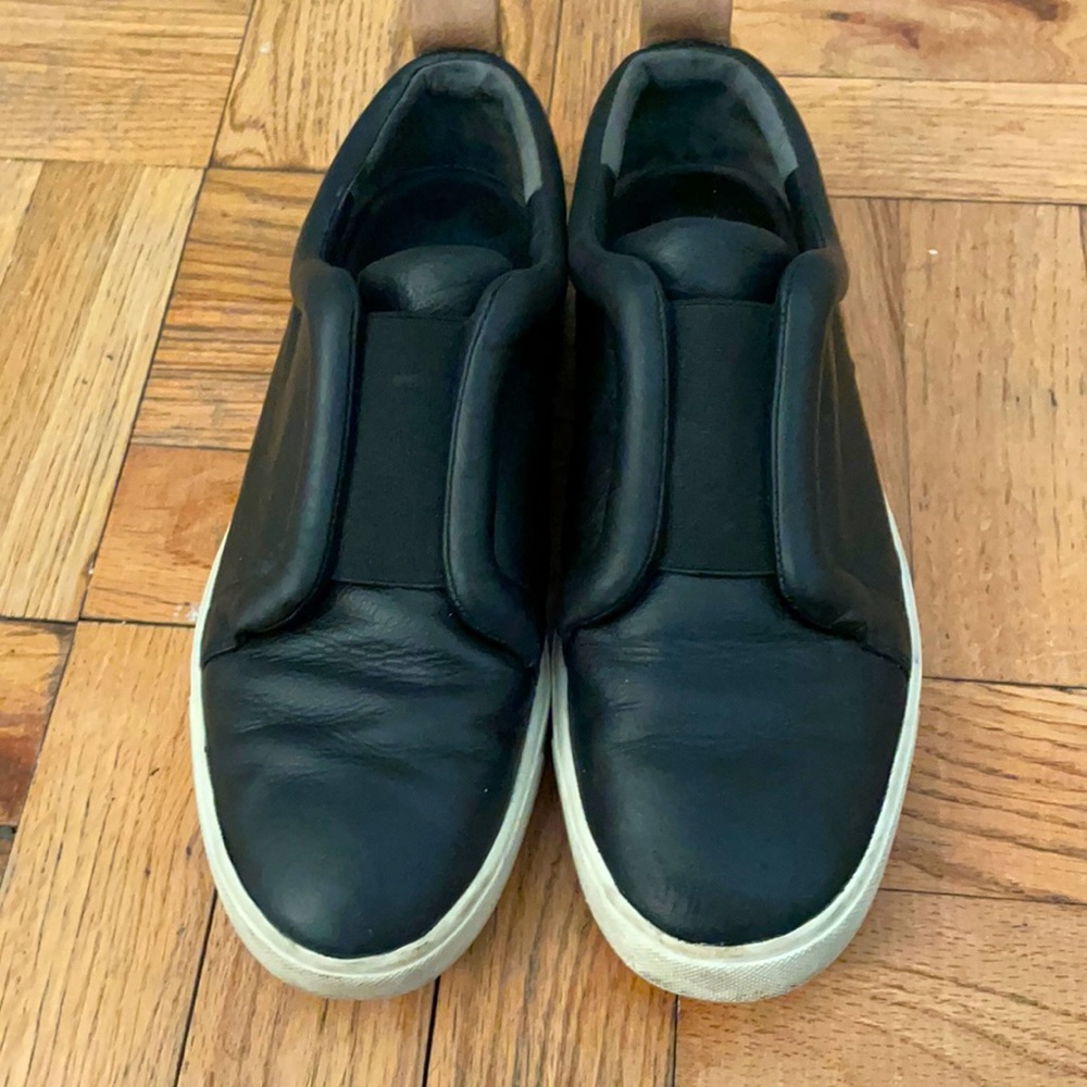 Black Leather Vince Slip-on Sneakers